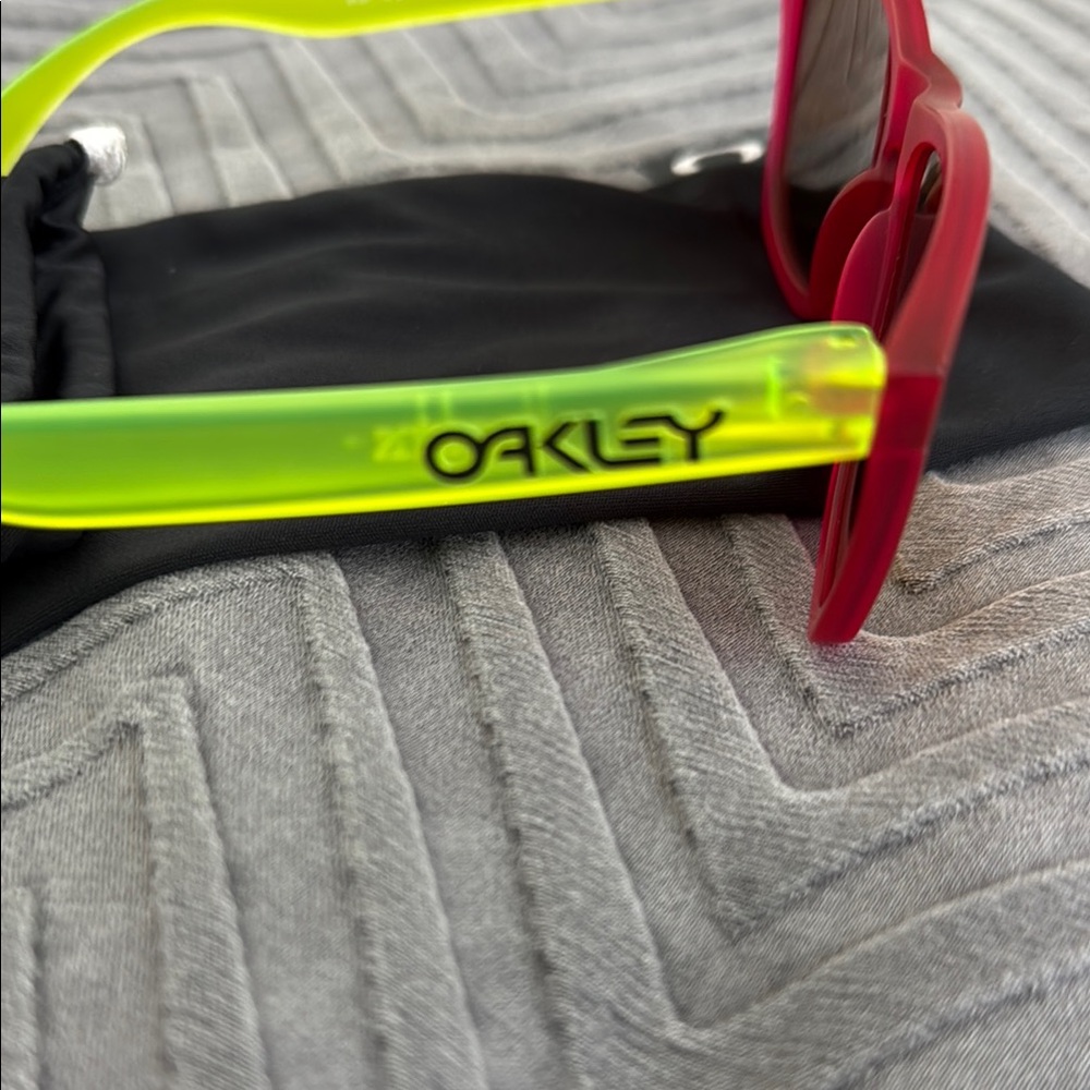 Oakley Blacklight Frogskins - Pink/Yellow - Picture 4 of 6